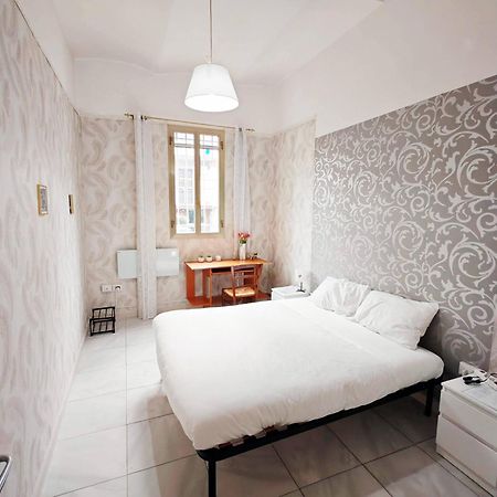 Gara Holiday Home- Bologna Airport Suite Buitenkant foto