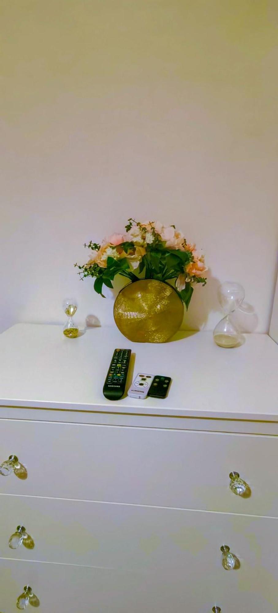 Gara Holiday Home- Bologna Airport Suite Buitenkant foto